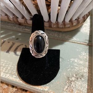 Vintage Elegant Silver and Black Onyx Ring